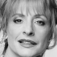 Patti LuPone Nua