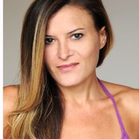 Phebe Szatmari Nua