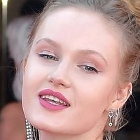 Polina Pushkareva Nua