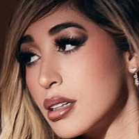 Queen Buenrostro Nua