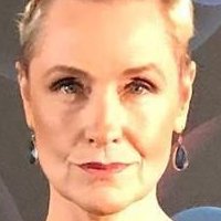 Regina Lund Nua