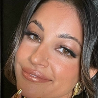 Richa Moorjani Nua