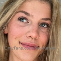 rileyhanaa Nua