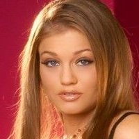Rita Faltoyano Nua