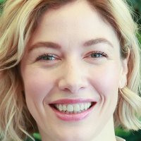 Sarah Felberbaum Nua