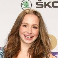 Senta-Sofia Delliponti Nua
