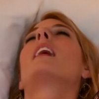 SexyBlonde Nua