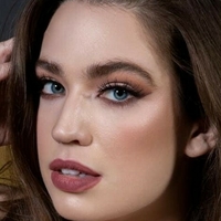 Stephanie Oustalet Nua