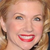 Susan Yeagley Nua