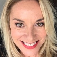 Tamzin Outhwaite Nua