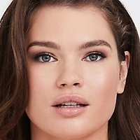 Tara Lynn Nua