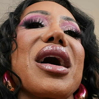 theoneandonlyavadevine Nua