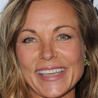 Theresa Russell Nua