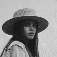Zoe Mantzakanis Nua
